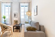 Apartment in Lyon - Smartstay - Suites Opéra Nina