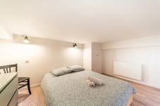 Apartment in Lyon - Smartstay - Suites Opéra Aretha