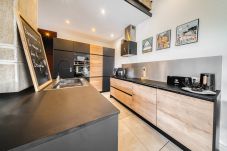 Maison à Theizé - Smartstay - Maison en  Calade avec piscine