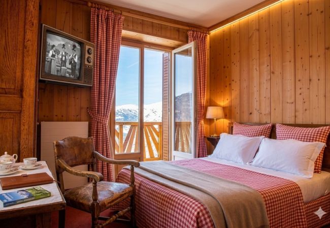 Studio à Séez - Chambre 18 Hotel Le belvédère à 10 minutes des pis